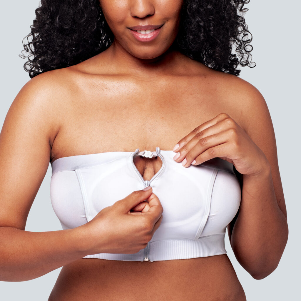 Medela Easy Expression Bustier Hands Free Pumping Bra Medium White New in  Box